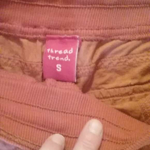 Shorts - Picture 3 of 4